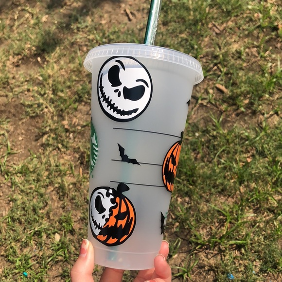 Jack Skellington Starbucks reusable venti cold cup - Picture 3 of 8